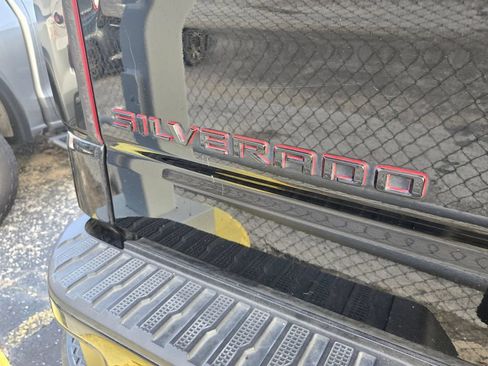 Used 2021 Chevrolet Silverado 2500 LTZ w/ LTZ Texas Edition AWD/4WD image 6