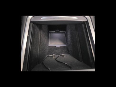 Used 2022 Tesla Model 3 Long Range AWD/4WD image 22