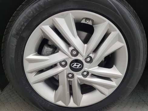 Used 2020 Hyundai Elantra Value Edition w/ Cargo Package (C1) FWD image 31
