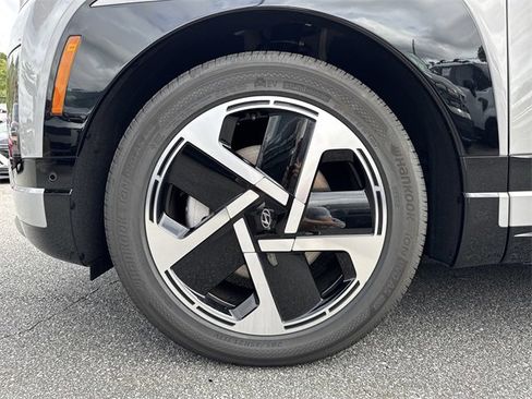 New 2026 Hyundai Ioniq 9 Limited image 11