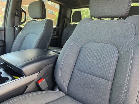 Used 2020 RAM 1500 Big Horn RWD image 15