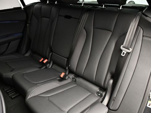 New 2026 Audi Q8 Premium Plus image 44