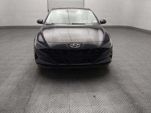 Used 2023 Hyundai Elantra SEL w/ Convenience Package FWD image 14