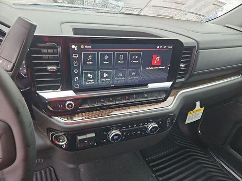 New 2026 GMC Sierra 1500 SLE AWD/4WD image 11