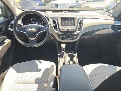 Used 2022 Chevrolet Equinox LT FWD image 18