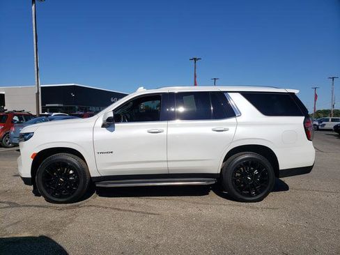 Used 2022 Chevrolet Tahoe LT w/ Luxury Package image 4