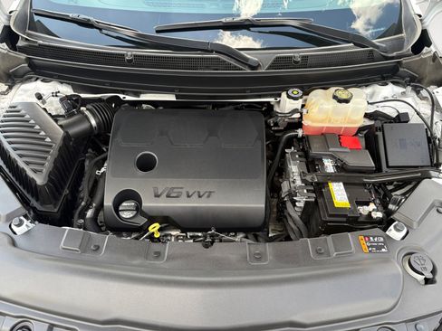 Used 2021 Buick Enclave Essence w/ Sport Touring Edition image 25