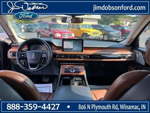 Used 2020 Lincoln Aviator Reserve w/ Equipment Group 201A image 2