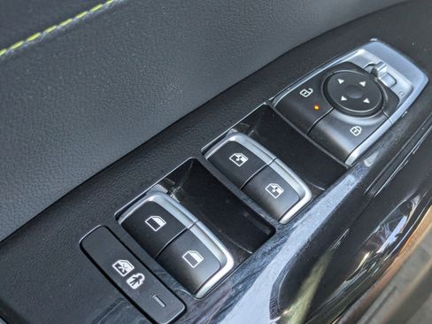 Certified 2025 Kia K5 GT image 28