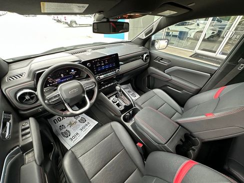 Used 2024 Chevrolet Colorado Z71 w/ Z71 Convenience Package 2 image 16