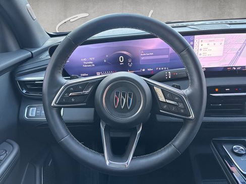 Used 2025 Buick Enclave Preferred w/ Power Package image 25