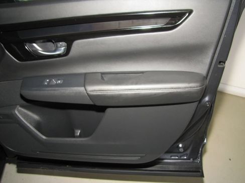 Certified 2025 Honda CR-V EX-L image 19