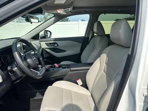 Used 2023 Nissan Rogue SV w/ SV Premium B Package AWD/4WD image 41