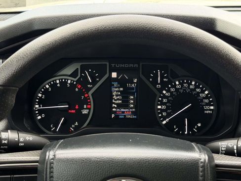 Used 2022 Toyota Tundra SR5 AWD/4WD image 11