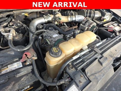 Used 2000 Ford Excursion XLT image 17