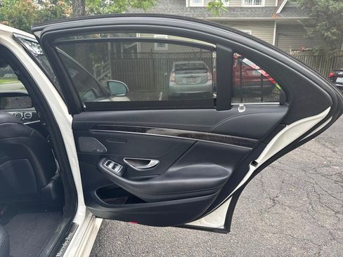 Used 2016 Mercedes-Benz S 550 Sedan image 15
