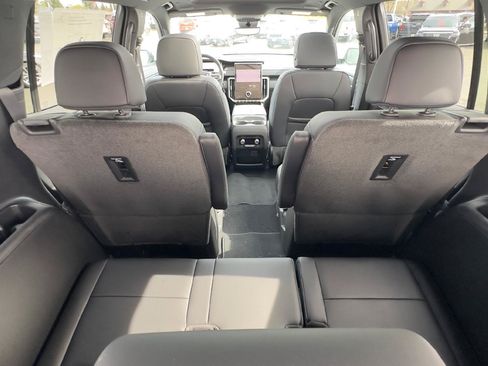 New 2026 GMC Acadia Elevation w/ Black Edition FWD image 7