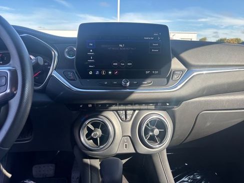 Certified 2025 Chevrolet Blazer LT image 20