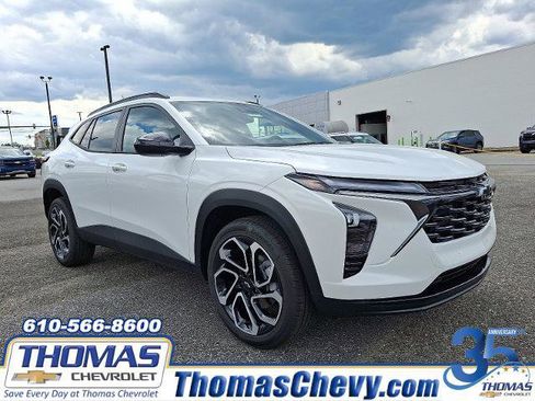 New 2025 Chevrolet Trax RS w/ Driver Confidence Package image 1