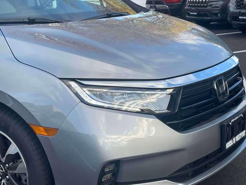 Certified 2023 Honda Odyssey EX-L image 9
