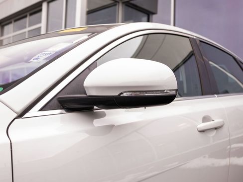 Used 2017 Jaguar XF Premium AWD/4WD image 12