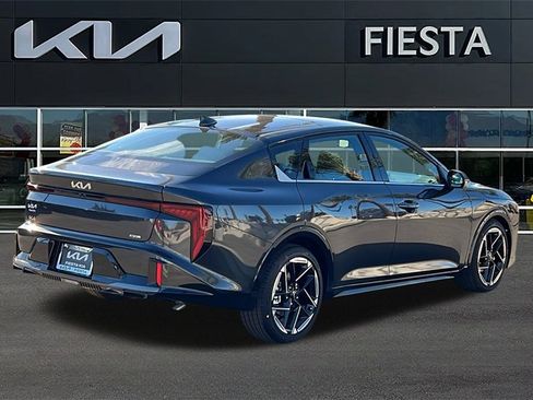 New 2025 Kia K4 GT-Line image 3