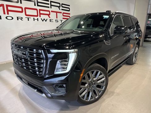 Used 2025 GMC Yukon Denali Ultimate image 2