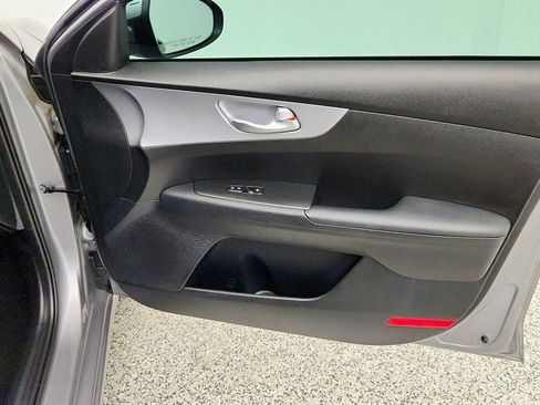 Used 2023 Kia Forte LXS FWD image 25