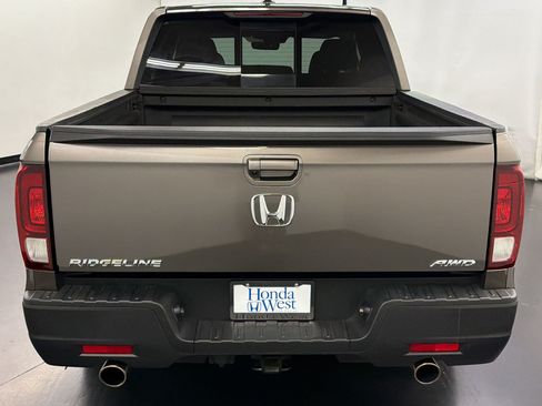 Certified 2021 Honda Ridgeline RTL image 10