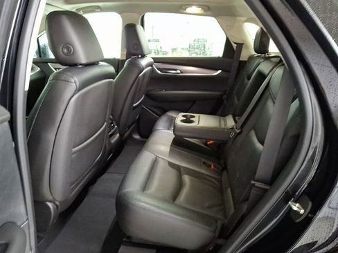 Used 2017 Cadillac XT5 Luxury image 8