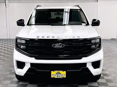 Used 2025 Ford Expedition Active AWD/4WD image 4
