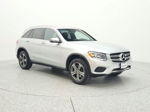 Used 2019 Mercedes-Benz GLC 300 image 3