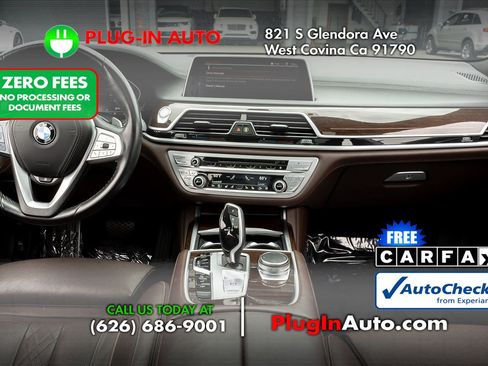 Used 2020 BMW 750i xDrive AWD/4WD image 19