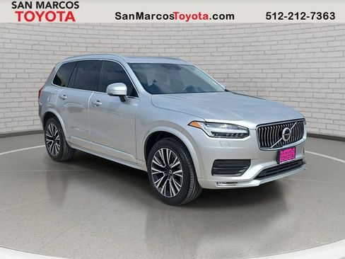 Used 2021 Volvo XC90 T5 Momentum w/ Protection Package Premier FWD image 3