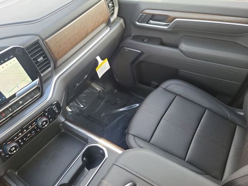 New 2026 Chevrolet Silverado 3500 High Country w/ Technology Package image 11