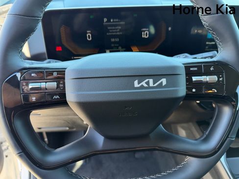 New 2026 Kia Sorento S image 21