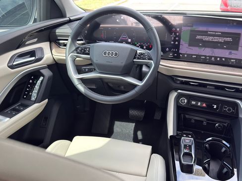 New 2025 Audi Q5 Premium Plus image 25