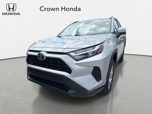 Used 2023 Toyota RAV4 XLE w/ Convenience Package image 7