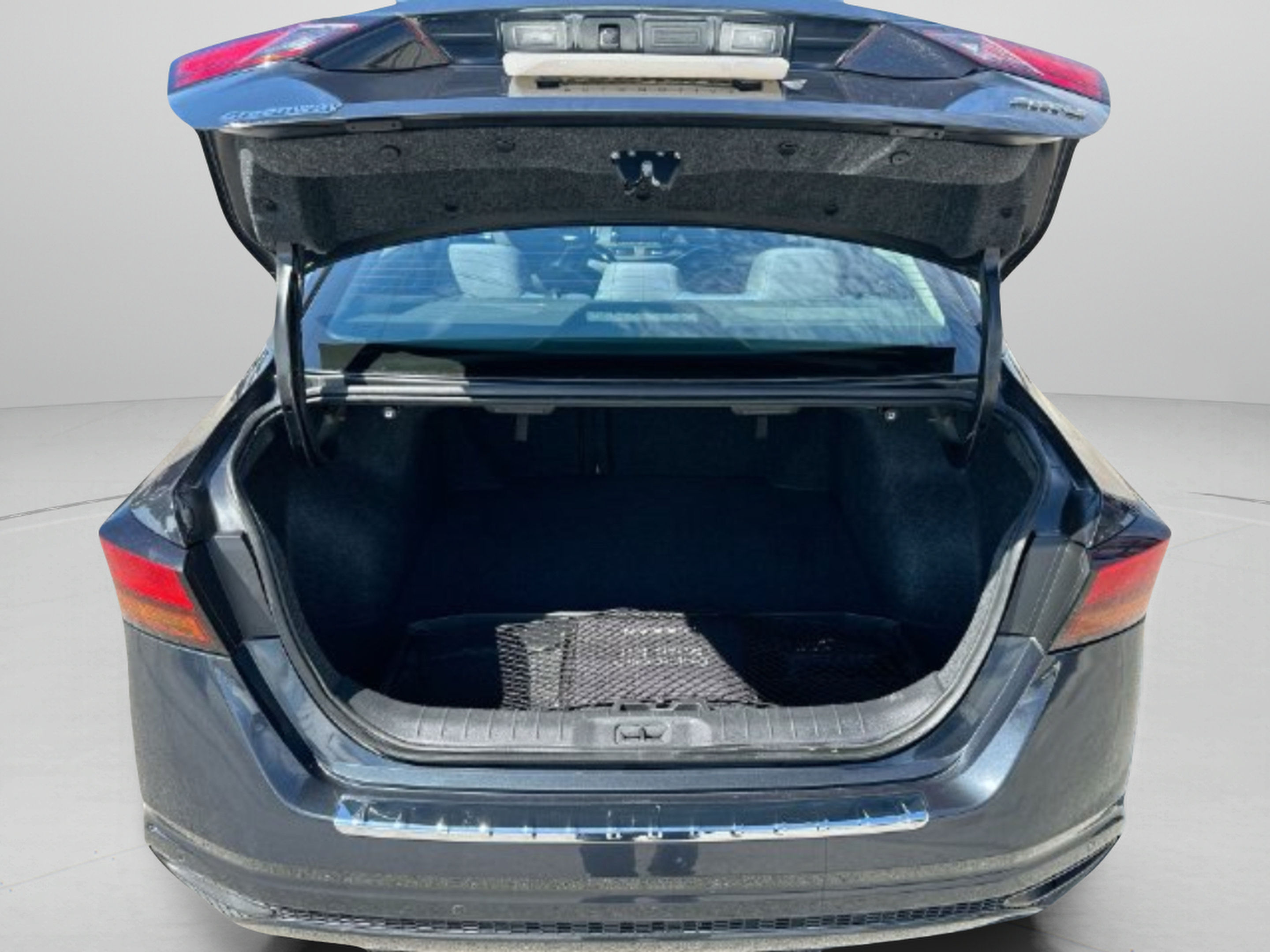 Used 2022 Nissan Altima 2.5 SV AWD/4WD image 18