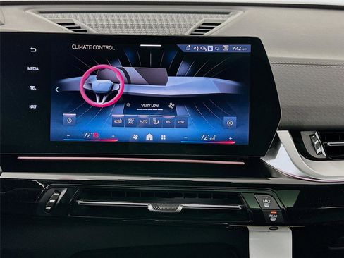 New 2026 BMW X2 xDrive28i w/ Technology Package image 16