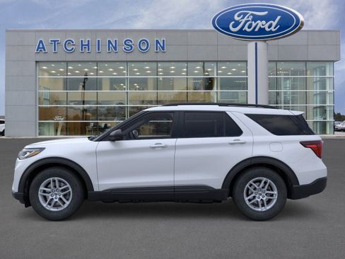 Used 2026 Ford Explorer Active image 3