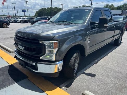 Used 2020 Ford F250 XL w/ Power Equipment Group RWD image 3