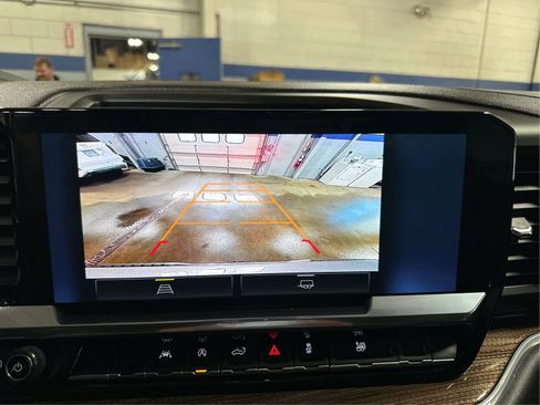 Certified 2024 Chevrolet Silverado 1500 LT image 15