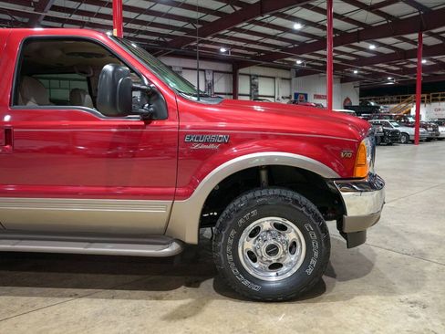 Used 2001 Ford Excursion Limited AWD/4WD image 11