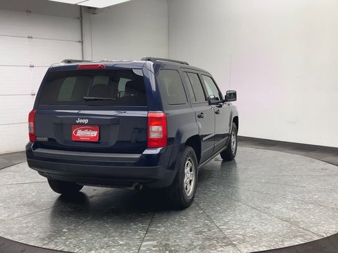 Used 2017 Jeep Patriot Sport w/ Power Value Group FWD image 27