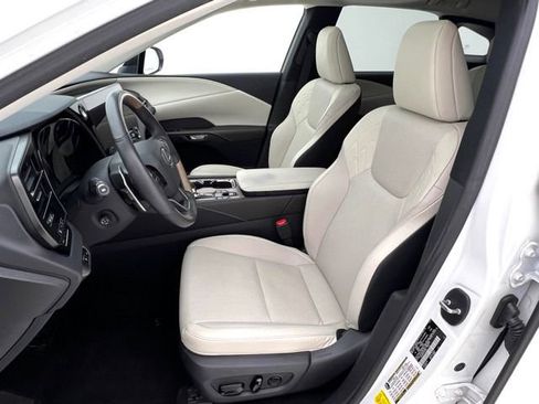 Used 2023 Lexus RX 350 Premium w/ Accessory Package AWD/4WD image 12