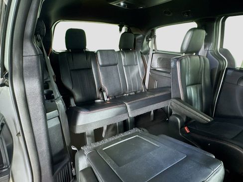 Used 2018 Dodge Grand Caravan GT FWD image 34