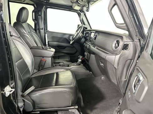 Used 2023 Jeep Wrangler Unlimited Sahara w/ Cold Weather Group image 28