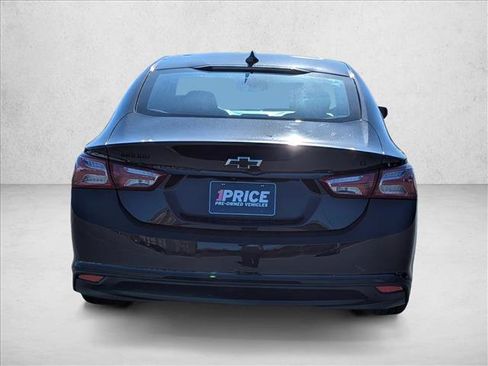 Used 2024 Chevrolet Malibu LT w/ Midnight Edition image 4