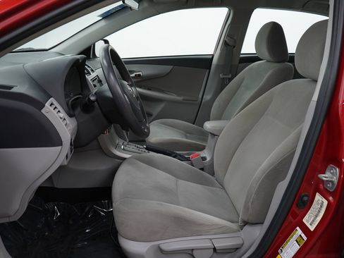 Used 2013 Toyota Corolla LE image 16